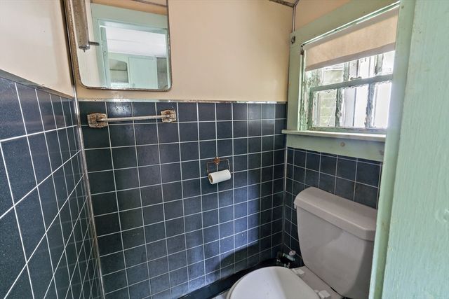 98 Ellis St, Seekonk, MA 02771