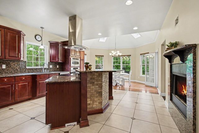6824 Lakeshore Drive, Portage, IN 46368