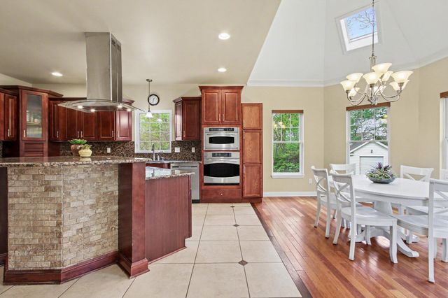 6824 Lakeshore Drive, Portage, IN 46368