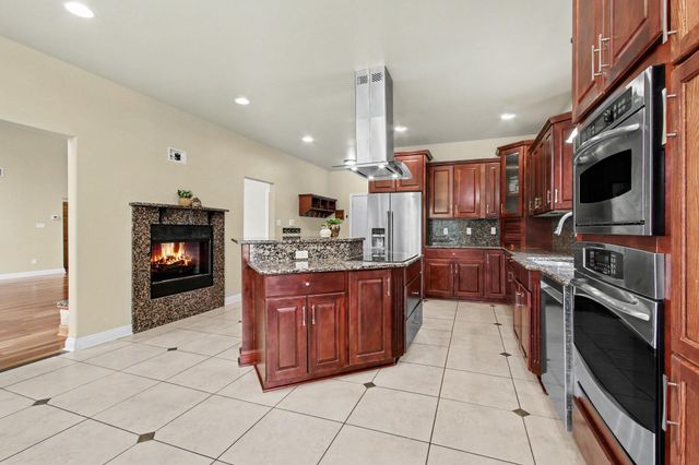 6824 Lakeshore Drive, Portage, IN 46368
