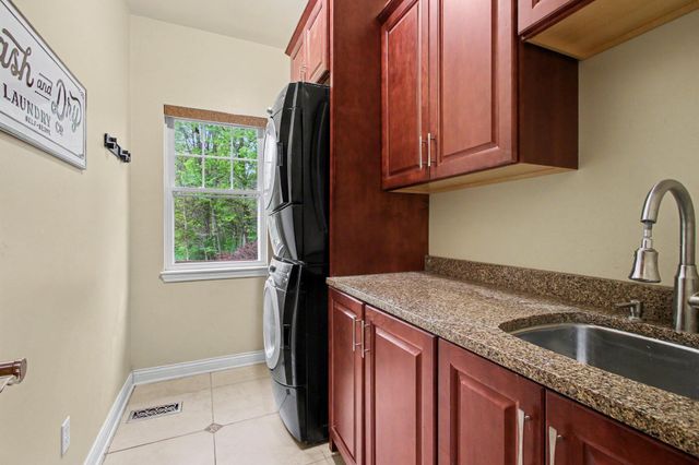 6824 Lakeshore Drive, Portage, IN 46368