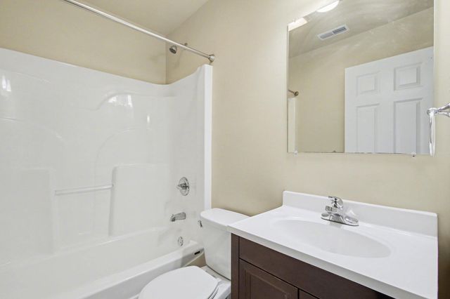 6824 Lakeshore Drive, Portage, IN 46368