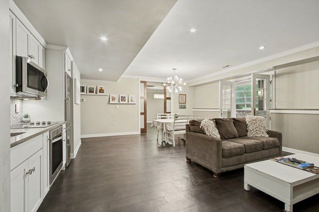 6824 Lakeshore Drive, Portage, IN 46368