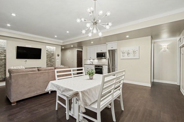 6824 Lakeshore Drive, Portage, IN 46368