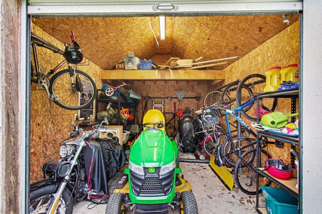 6824 Lakeshore Drive, Portage, IN 46368