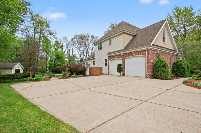 6824 Lakeshore Drive, Portage, IN 46368