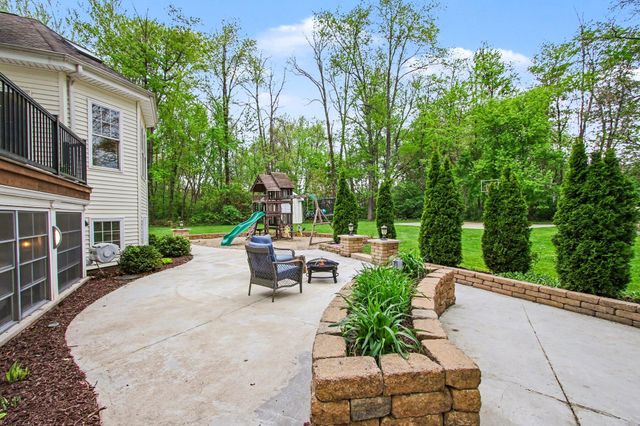 6824 Lakeshore Drive, Portage, IN 46368