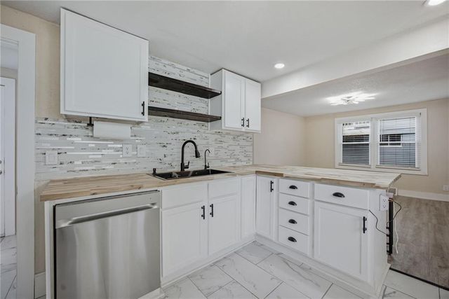 4404 Jackson Avenue, Kansas City, MO 64130