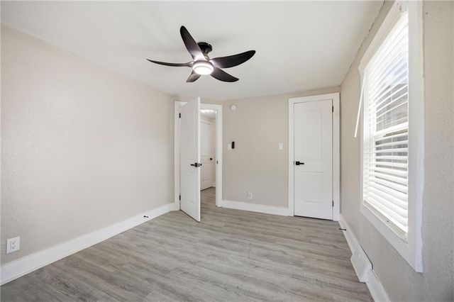 4404 Jackson Avenue, Kansas City, MO 64130