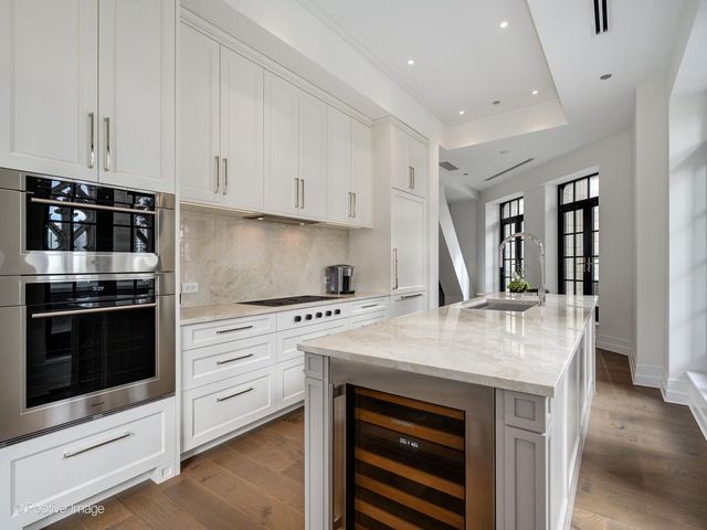 435 N Michigan Avenue 2601, Chicago, IL 60611