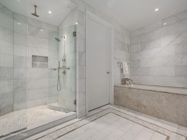 435 N Michigan Avenue 2601, Chicago, IL 60611