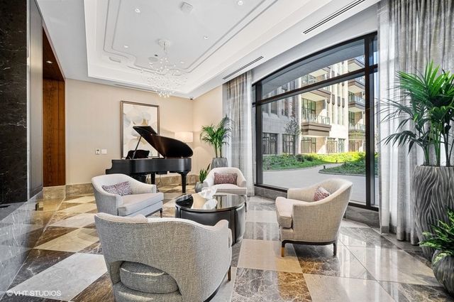 435 N Michigan Avenue 2601, Chicago, IL 60611