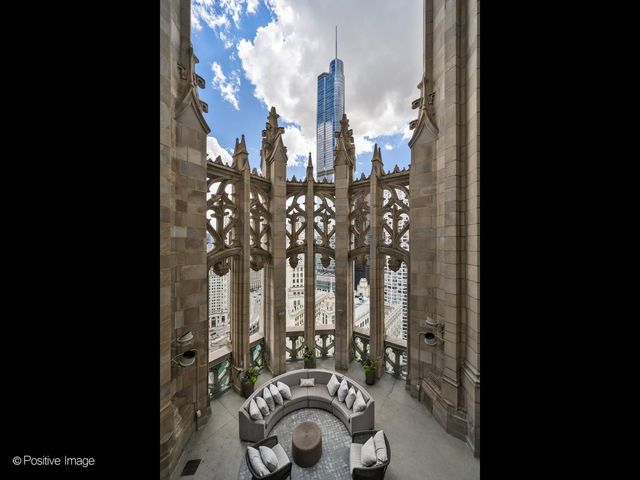 435 N Michigan Avenue 2601, Chicago, IL 60611