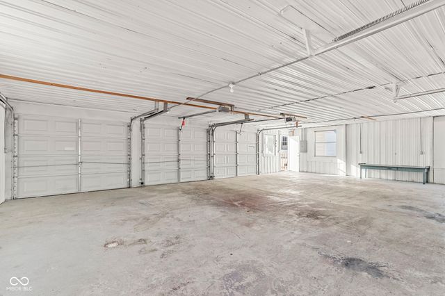 242 Blunt Avenue, Austin, IN 47102