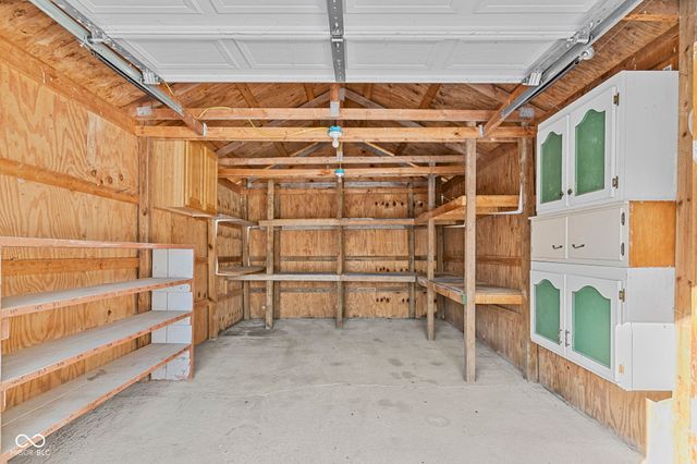 242 Blunt Avenue, Austin, IN 47102