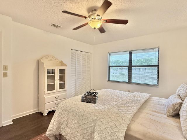 31 STRATFORD Lane W D, Boynton Beach, FL 33436