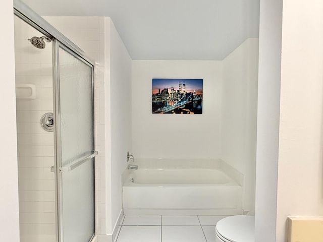31 STRATFORD Lane W D, Boynton Beach, FL 33436
