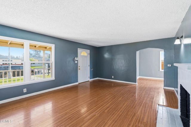 255 Douglas Avenue, Oxnard, CA 93030