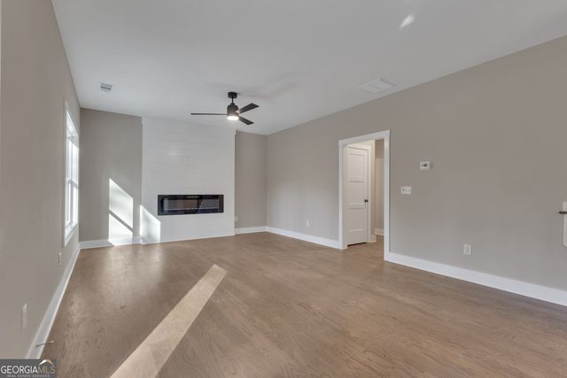 125 Seymour Place, Fayetteville, GA 30214