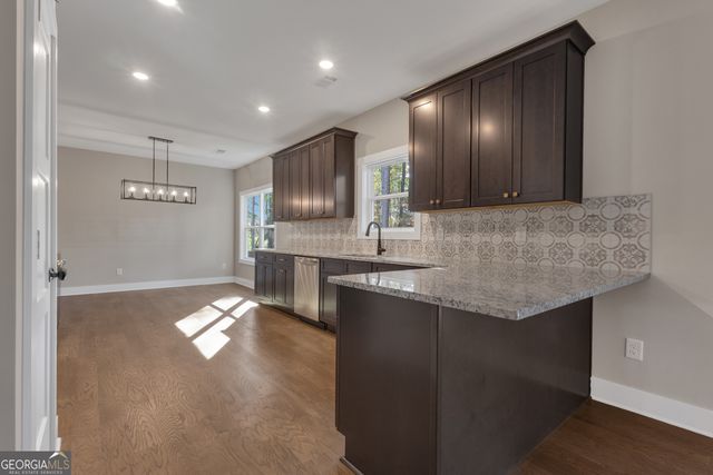 125 Seymour Place, Fayetteville, GA 30214