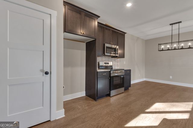 125 Seymour Place, Fayetteville, GA 30214