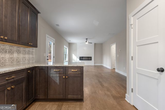 125 Seymour Place, Fayetteville, GA 30214