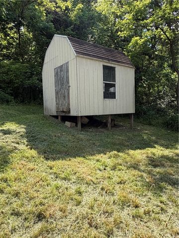 55 Pumpkin Center Rd, Union Twp, PA 15332