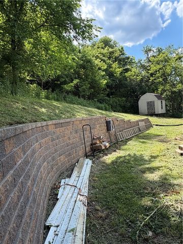 55 Pumpkin Center Rd, Union Twp, PA 15332