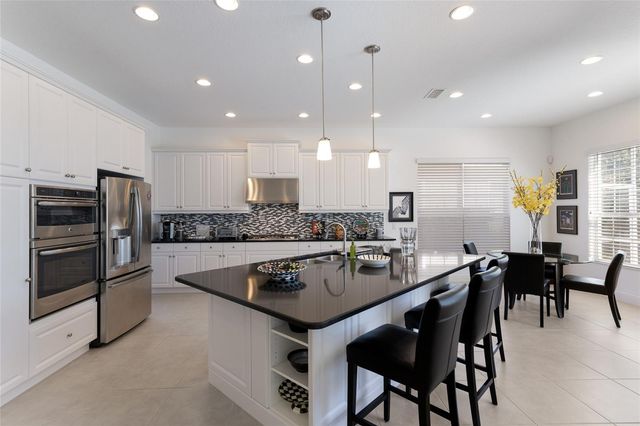 6748 CURZON TERRACE, University Park, FL 34201