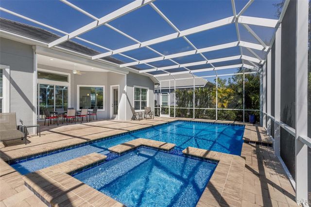 6748 CURZON TERRACE, University Park, FL 34201