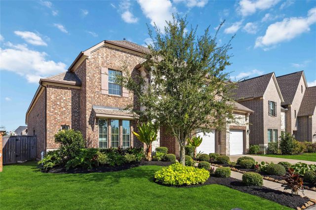 8803 Autumn Pine Drive, Missouri City, TX 77459