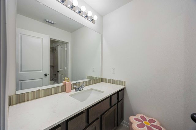 8803 Autumn Pine Drive, Missouri City, TX 77459