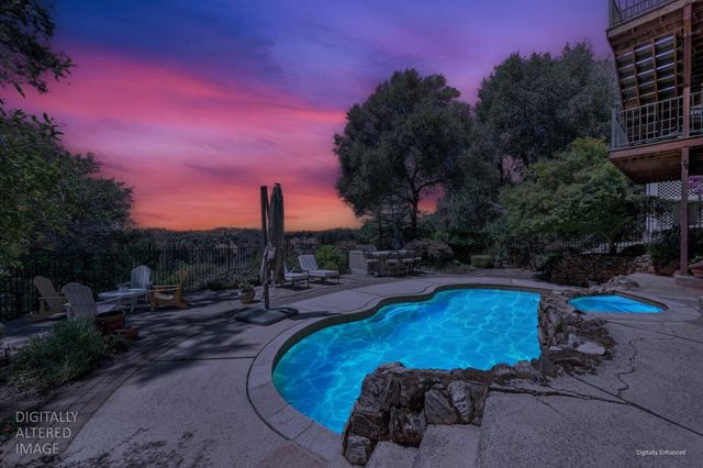 23100 Sunset Ridge Dr, Auburn, CA 95602