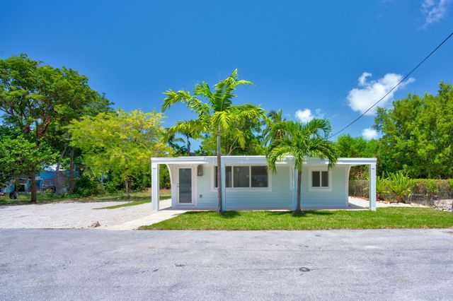 15 Seaside Avenue, Key Largo, FL 33037