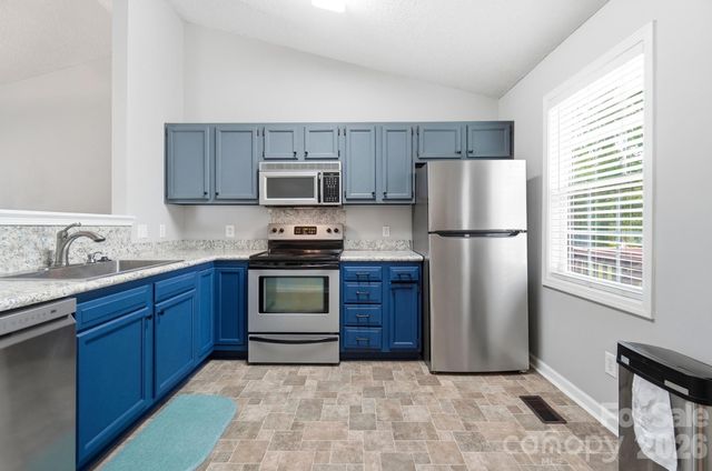 2370 Glenwood Street, Kannapolis, NC 28083