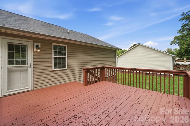 2370 Glenwood Street, Kannapolis, NC 28083