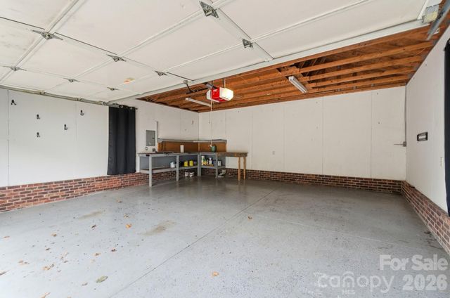 2370 Glenwood Street, Kannapolis, NC 28083