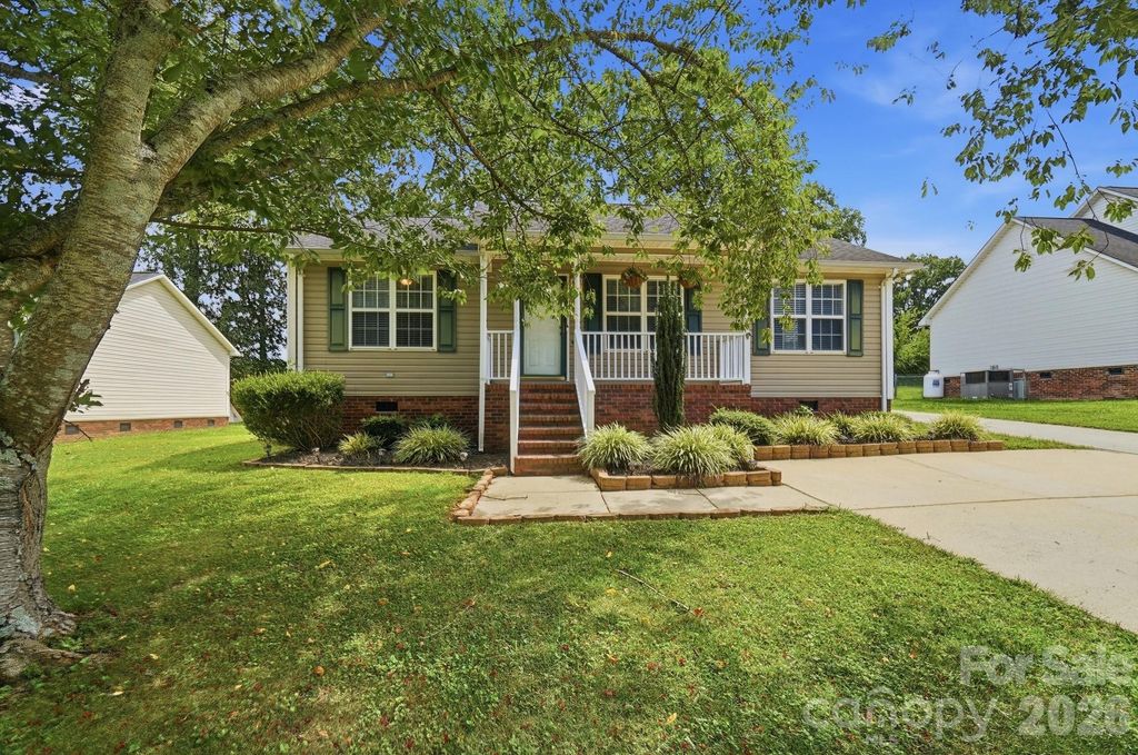 2370 Glenwood Street, Kannapolis, NC 28083