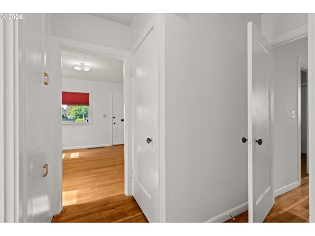 7103 Se RHONE St, Portland, OR 97206