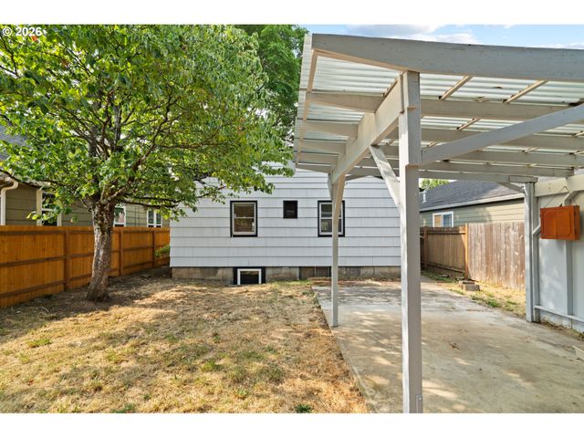 7103 Se RHONE St, Portland, OR 97206