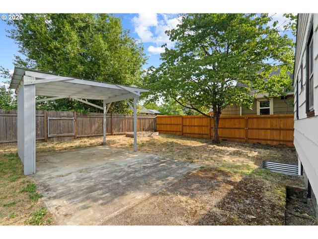 7103 Se RHONE St, Portland, OR 97206