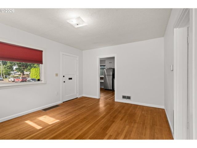 7103 Se RHONE St, Portland, OR 97206