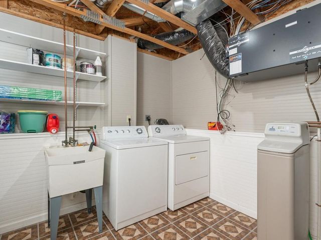 414 Arnica Drive, Watertown, MN 55388