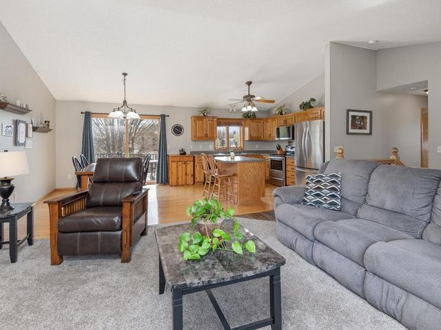 414 Arnica Drive, Watertown, MN 55388