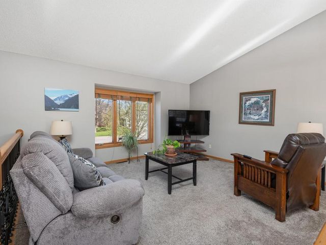 414 Arnica Drive, Watertown, MN 55388