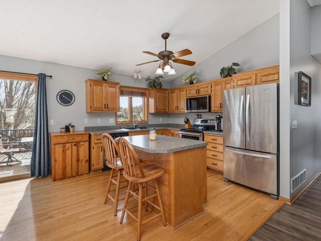 414 Arnica Drive, Watertown, MN 55388