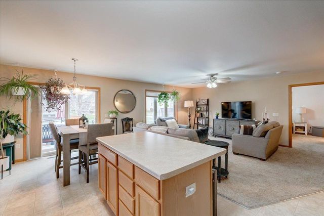 829 Oregon Parks Avenue, Oregon, WI 53575