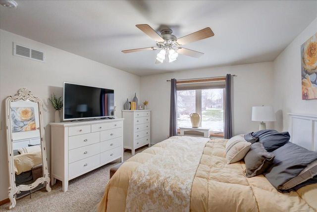 829 Oregon Parks Avenue, Oregon, WI 53575