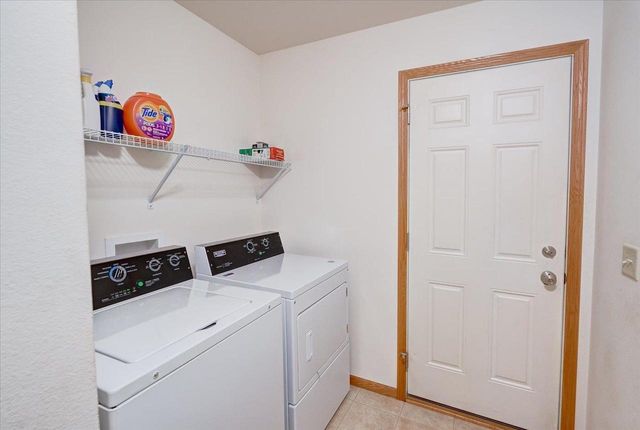 829 Oregon Parks Avenue, Oregon, WI 53575