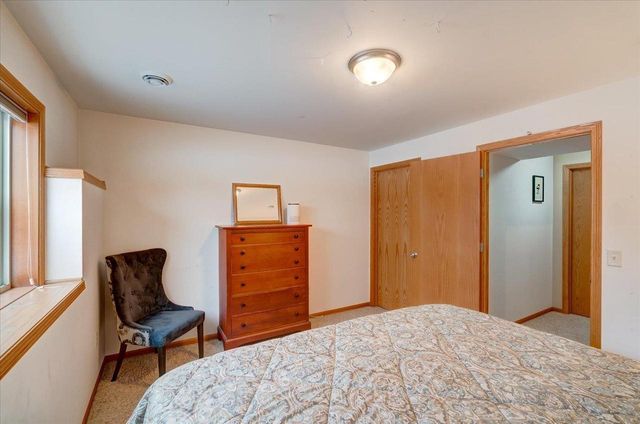 829 Oregon Parks Avenue, Oregon, WI 53575